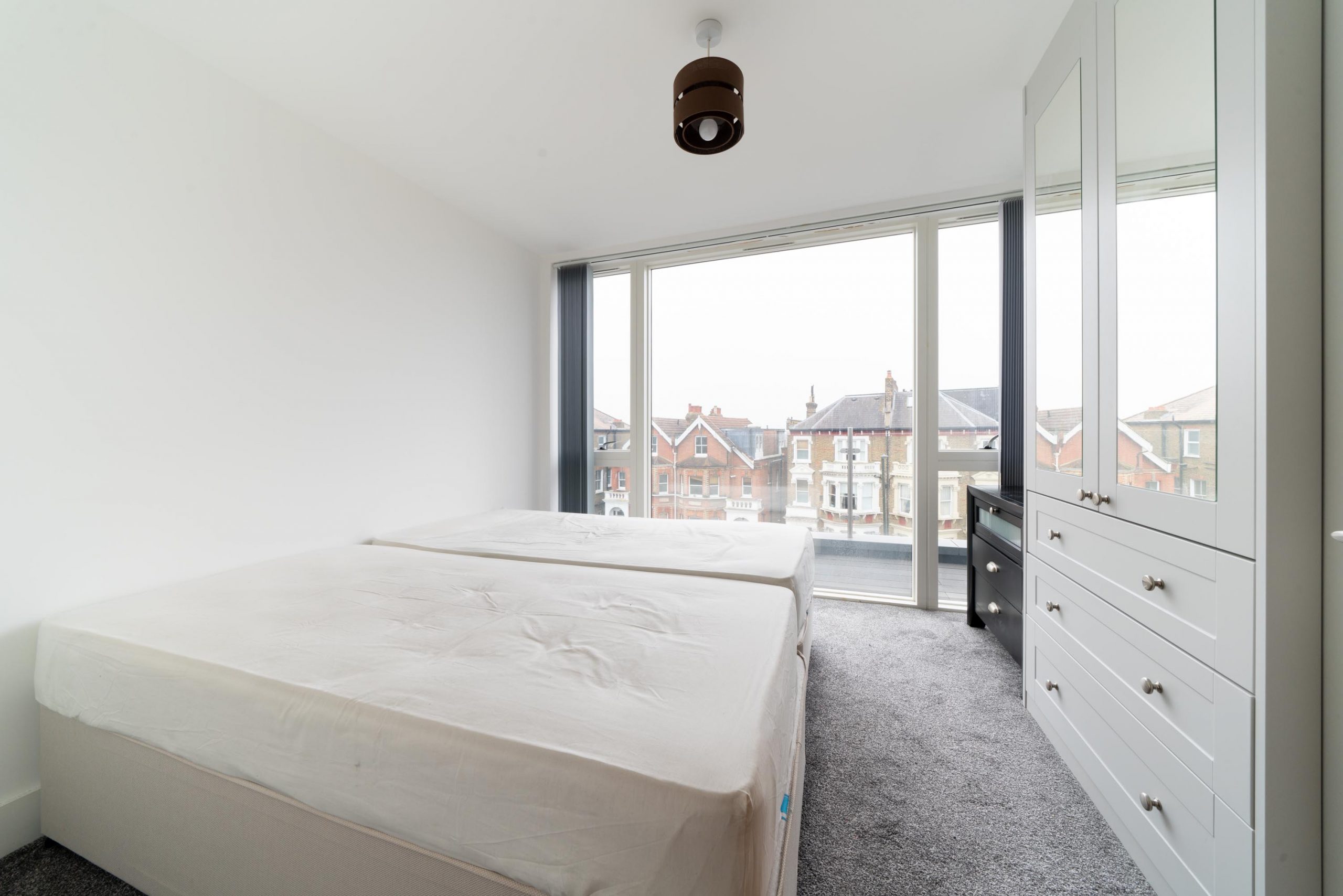 2 bedroom apartment wimbledon